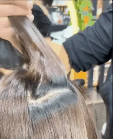¡Luce un cabello limpio, fresco y sin caspa con Shampoo Biru! – Después – Shampoo Biru™ Anticaspa con Menta y Té Verde